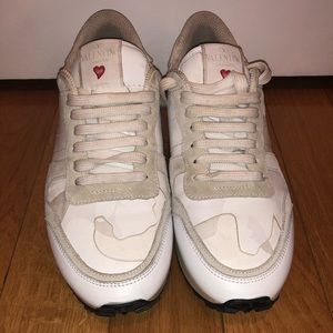 Valentino Garavani Rockrunner Sneaker size 39.5
